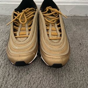 Gold air max